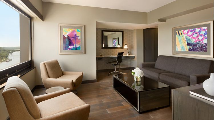 InterContinental St Paul Riverfront Suite