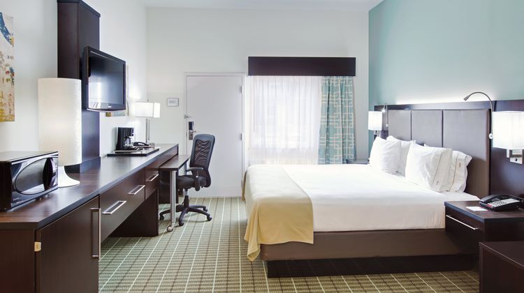 Holiday Inn Express Monticello Room