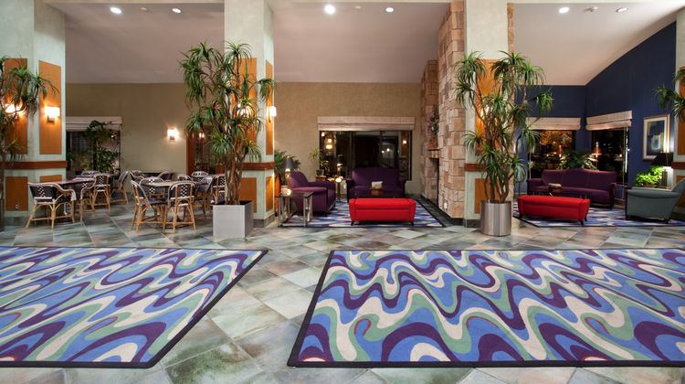Holiday Inn Rock Springs Lobby