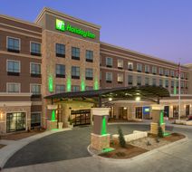Holiday Inn San Marcos Exterior