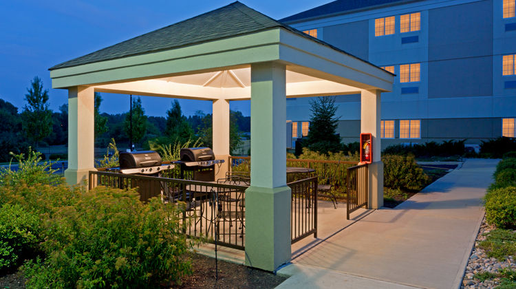 Candlewood Suites Bordentown Lobby