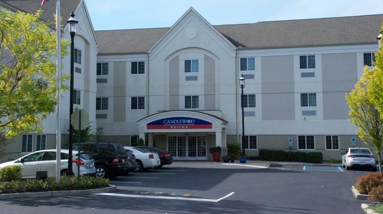 Candlewood Suites Bordentown Exterior