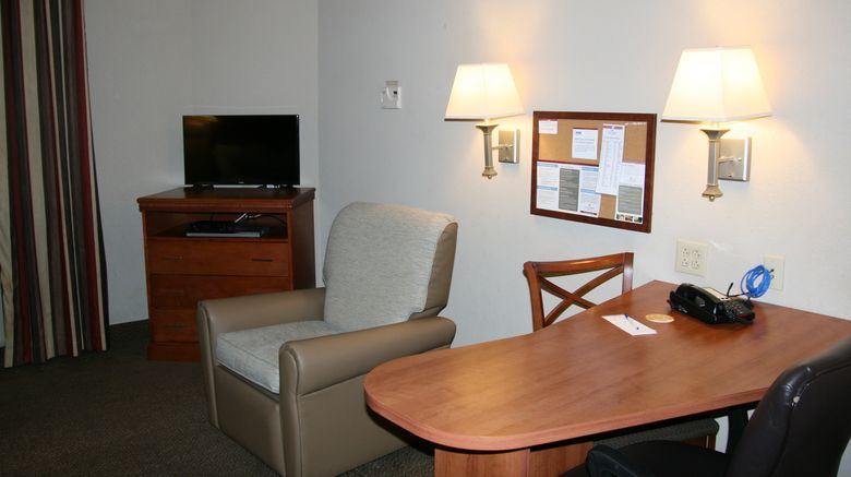 <b>Candlewood Suites Bordentown Room</b>. Images powered by <a href="https://www.leonardoworldwide.com/" title="Leonardo Worldwide" target="_blank">Leonardo</a>.