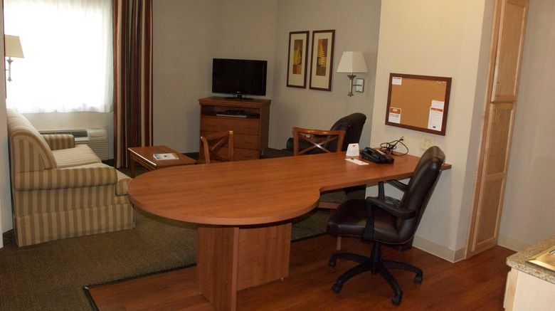 <b>Candlewood Suites Bordentown Suite</b>. Images powered by <a href="https://www.leonardoworldwide.com/" title="Leonardo Worldwide" target="_blank">Leonardo</a>.