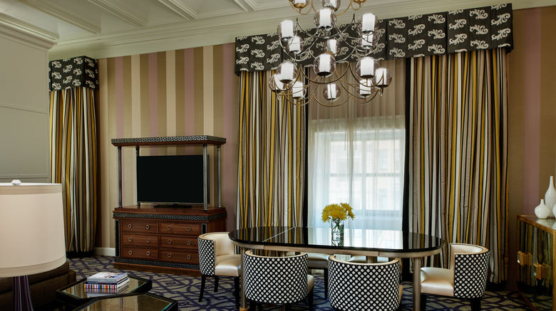<b>Kimpton Hotel Monaco Washington DC Suite</b>. Images powered by <a href="https://www.leonardoworldwide.com/" title="Leonardo Worldwide" target="_blank">Leonardo</a>.