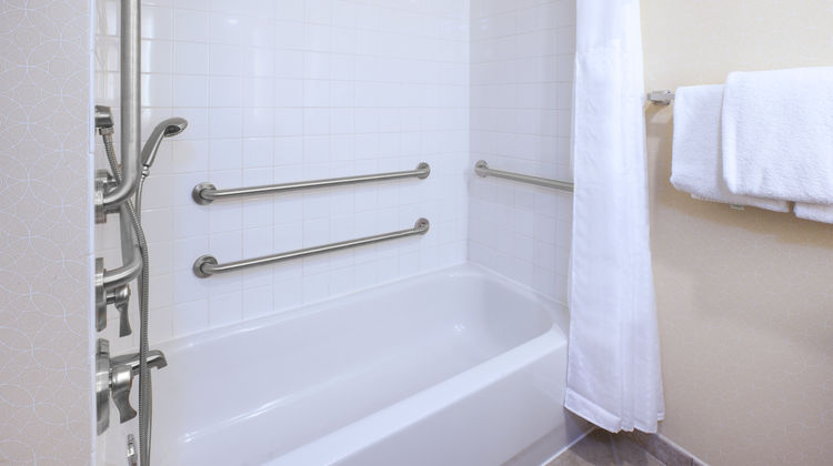 Holiday Inn National Airport Room