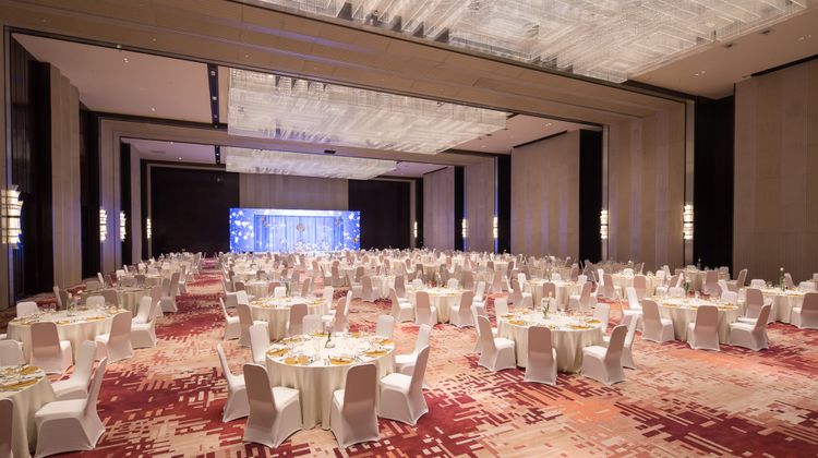 HUALUXE Xiamen Haicang Harbour View Ballroom