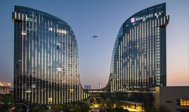 HUALUXE Xiamen Haicang Harbour View Exterior
