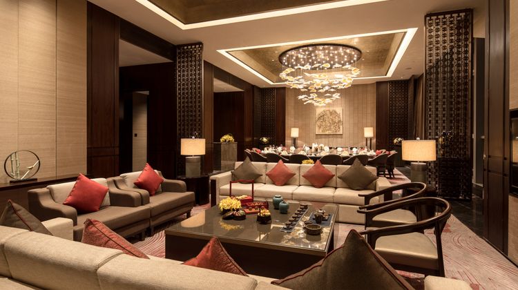HUALUXE Xiamen Haicang Harbour View Restaurant