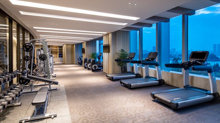 HUALUXE Xiamen Haicang Harbour View Health Club
