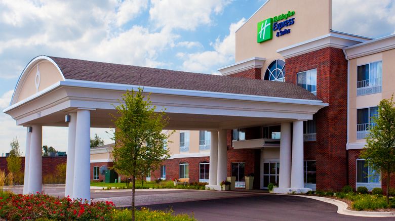 Holiday Inn Express  and  Suites Lake Zurich Exterior. Images powered by <a href="https://www.leonardoworldwide.com" target="_blank" rel="noopener">Leonardo</a>.
