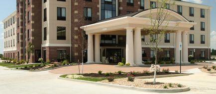 Holiday Inn Express Suites Marion Exterior