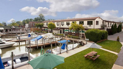 Arlington Inn of Port Clinton