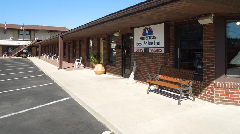 <b>Arlington Inn of Port Clinton Exterior</b>. Images powered by <a href="https://www.leonardoworldwide.com/" title="Leonardo Worldwide" target="_blank">Leonardo</a>.