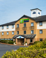 Holiday Inn Express Swansea-East