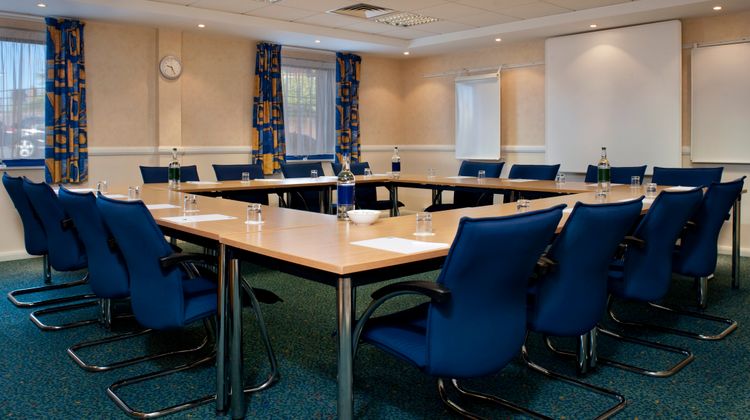 Holiday Inn Express Swansea-East Meeting