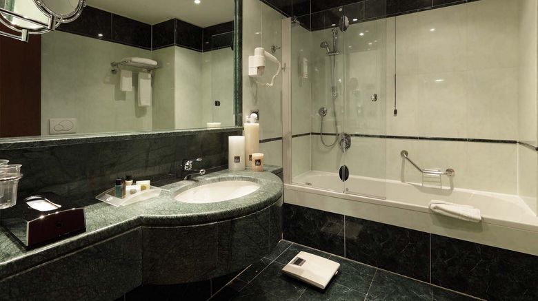 <b>Holiday Inn Turin Corso Francia Room</b>. Images powered by <a href="https://www.leonardoworldwide.com/" title="Leonardo Worldwide" target="_blank">Leonardo</a>.