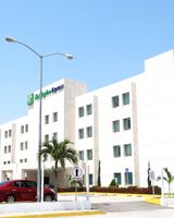 Holiday Inn Express Paraiso Dos Bocas
