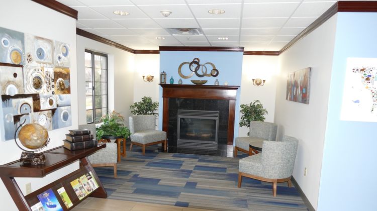 Holiday Inn Express Lobby
