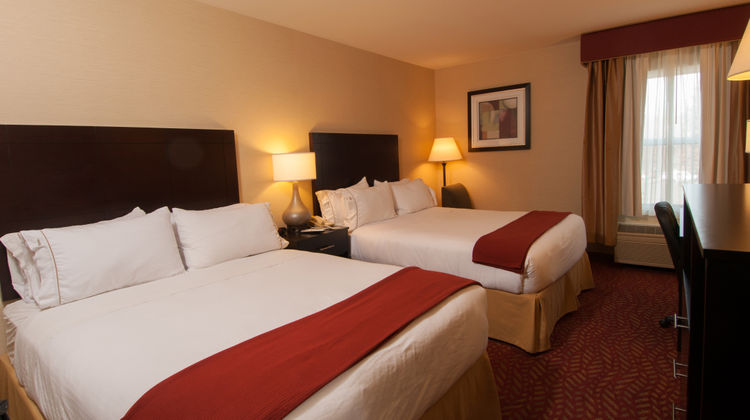 Holiday Inn Express Room