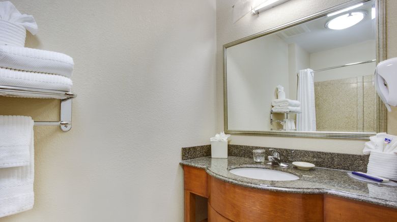 <b>Candlewood Suites Virginia Beach/Norfolk Room</b>. Images powered by <a href="https://www.leonardoworldwide.com/" title="Leonardo Worldwide" target="_blank">Leonardo</a>.