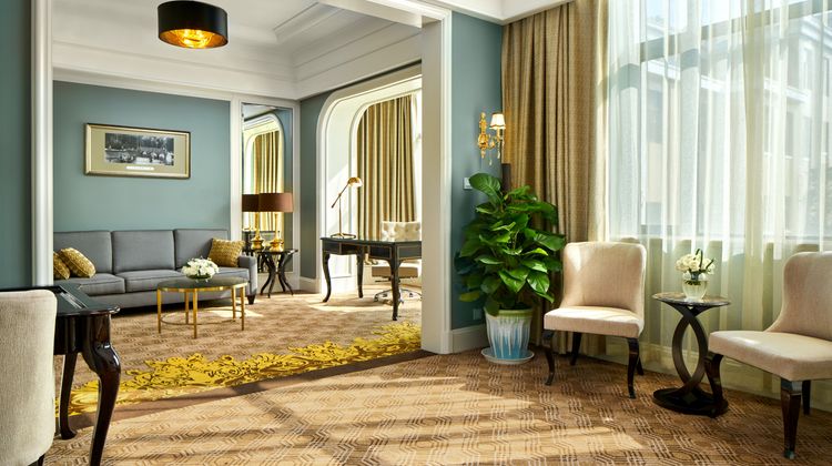 Crowne Plaza Zhengzhou Suite