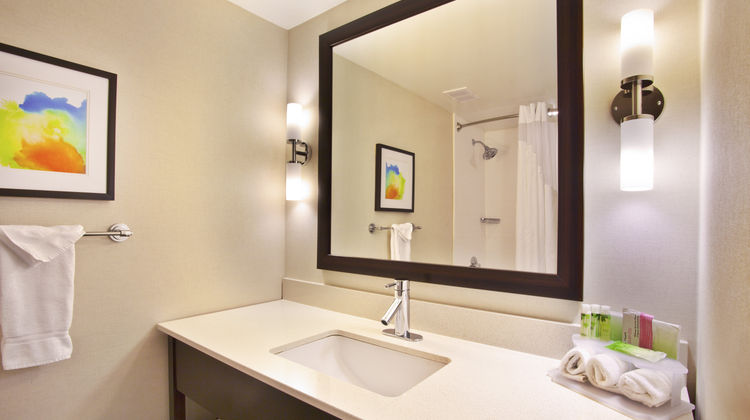 Holiday Inn Express Room