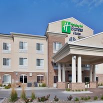 Holiday Inn Express Hotel & Suites