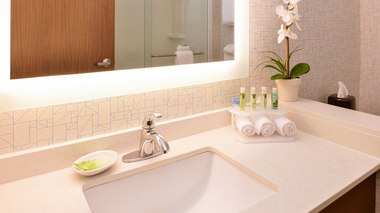 Holiday Inn Express/Stes West Melbourne Room