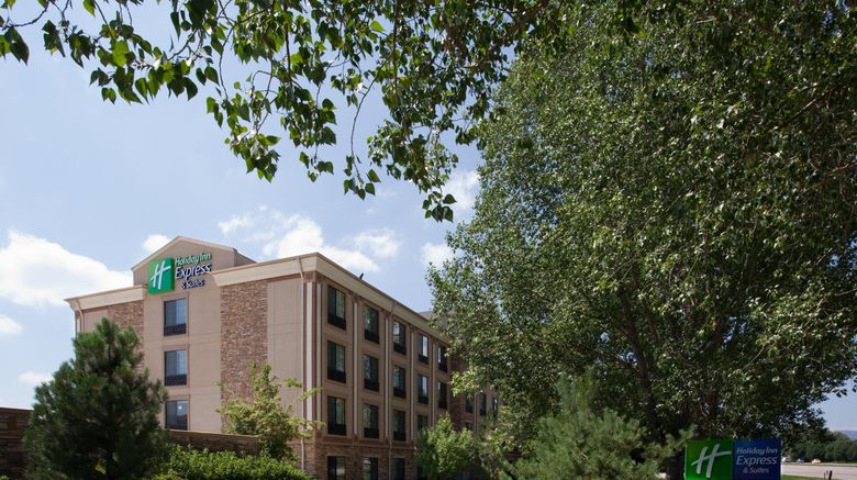 <b>Holiday Inn Express Hotel & Suites Exterior</b>. Images powered by <a href="https://www.leonardoworldwide.com/" title="Leonardo Worldwide" target="_blank">Leonardo</a>.