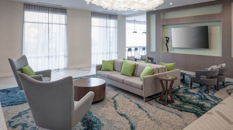 Holiday Inn Express & Suites At Seaworld Lobby
