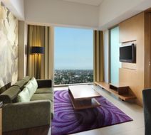 Holiday Inn Bandung Pasteur Room