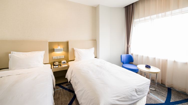 Holiday Inn Express Chengde Downtown Room