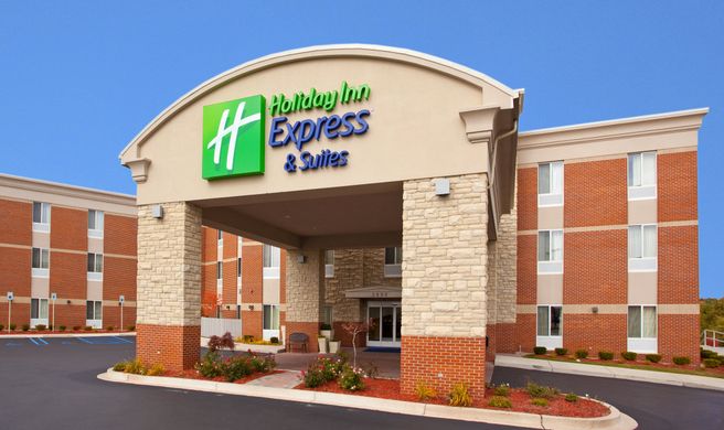 Holiday Inn Express/Suites Auburn Hills Exterior