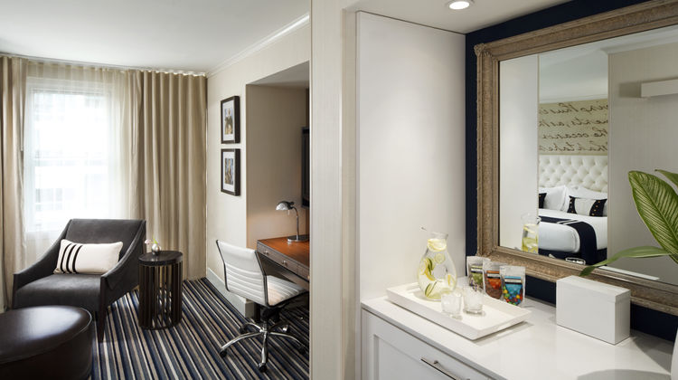 The Hotel George by Kimpton Room
