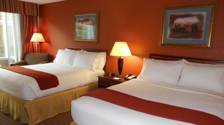 Holiday Inn Express & Suites Hazard Room