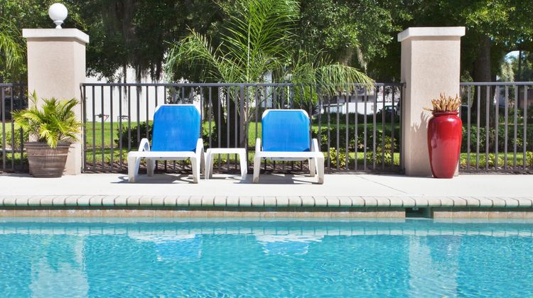 Holiday Inn Express Hotel & Suites Pool