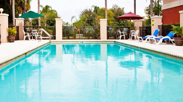 Holiday Inn Express Hotel & Suites Pool