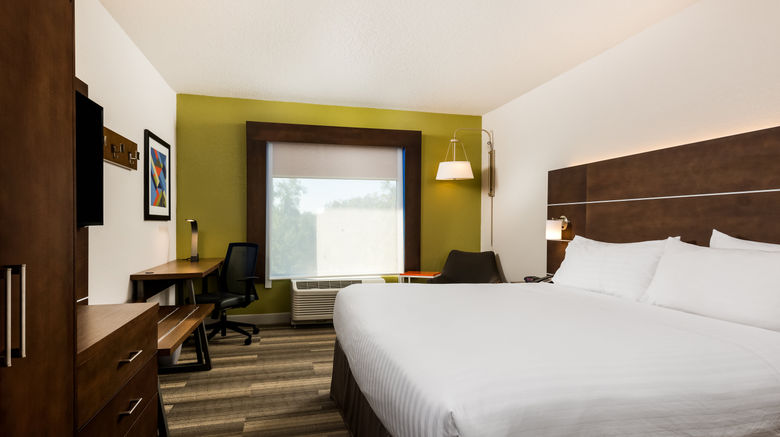 <b>Holiday Inn Express Hotel & Suites Room</b>. Images powered by <a href="https://www.leonardoworldwide.com/" title="Leonardo Worldwide" target="_blank">Leonardo</a>.