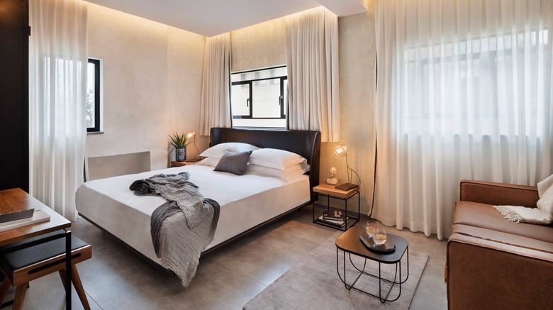 <b>The Vera Hotel Room</b>. Images powered by <a href="https://www.leonardoworldwide.com/" title="Leonardo Worldwide" target="_blank">Leonardo</a>.