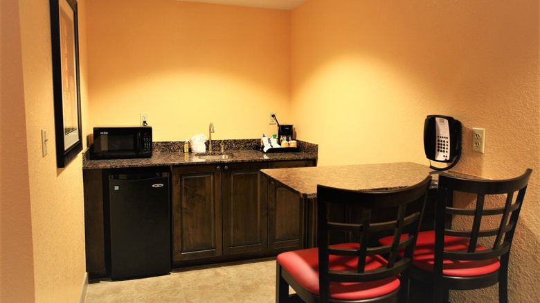 <b>Pier House 60 Suite</b>. Images powered by <a href="https://www.leonardoworldwide.com/" title="Leonardo Worldwide" target="_blank">Leonardo</a>.