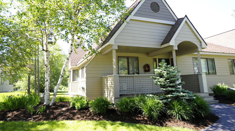 <b>Townhomes at Bretton Woods Exterior</b>. Images powered by <a href="https://www.leonardoworldwide.com/" title="Leonardo Worldwide" target="_blank">Leonardo</a>.