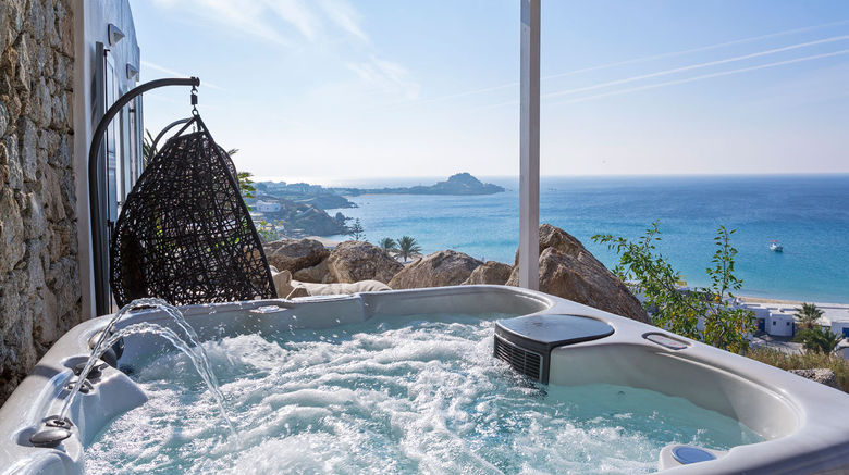 <b>Myconian Ambassador Thalasso Spa Suite</b>. Images powered by <a href="https://www.leonardoworldwide.com/" title="Leonardo Worldwide" target="_blank">Leonardo</a>.
