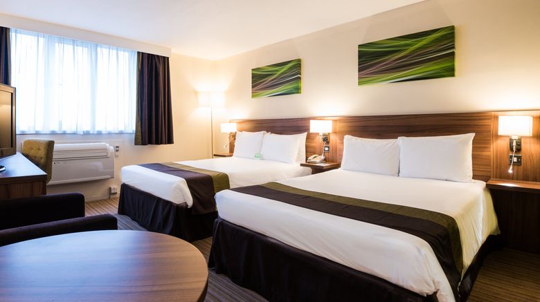 <b>Holiday Inn Slough-Windsor Suite</b>. Images powered by <a href="https://www.leonardoworldwide.com/" title="Leonardo Worldwide" target="_blank">Leonardo</a>.
