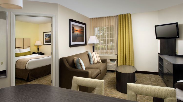 Candlewood Suites Richmond South Suite