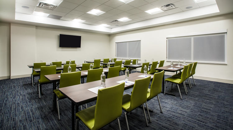 Holiday Inn Express & Suites Queensbury Meeting