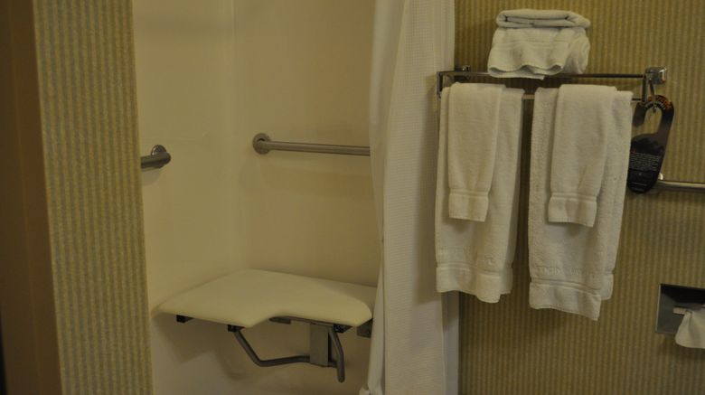 <b>Holiday Inn Express & Suites Kent State Room</b>. Images powered by <a href="https://www.leonardoworldwide.com/" title="Leonardo Worldwide" target="_blank">Leonardo</a>.