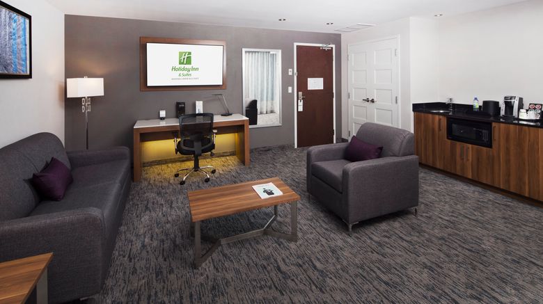 <b>Holiday Inn Hotel/Stes Centre-ville West Suite</b>. Images powered by <a href="https://www.leonardoworldwide.com/" title="Leonardo Worldwide" target="_blank">Leonardo</a>.