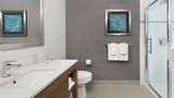 Holiday Inn Hotel/Stes Centre-ville West Room
