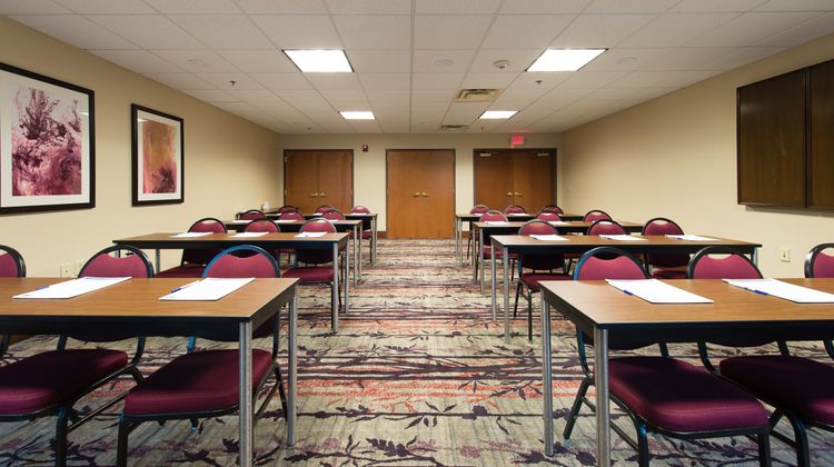 Holiday Inn Express I-95 Meeting